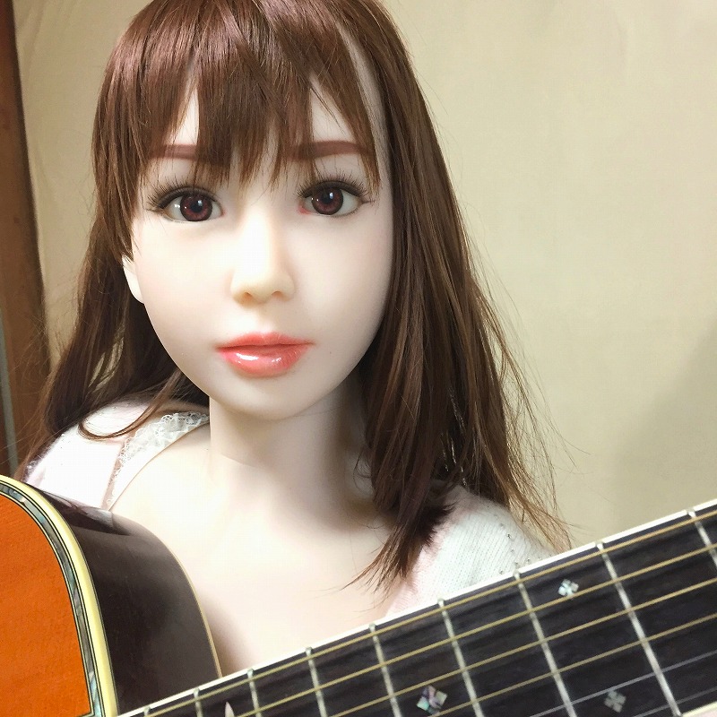美咲season4#2　ギターを弾く