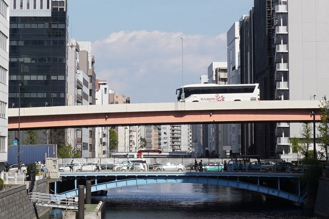 神田川にかかる雲の橋